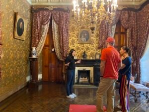 Inside the House of 7 Errors, Petropolis